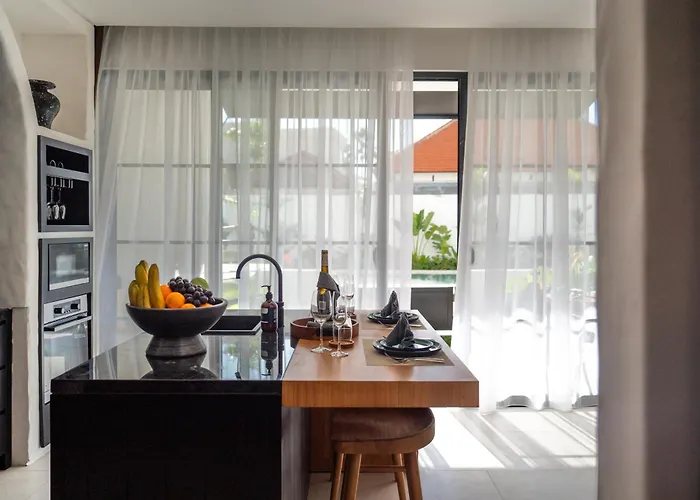 Kiara Ocean Place Aparthotel 4*
