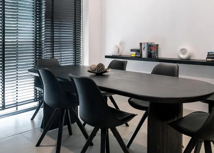 Aparthotel Kiara Ocean Place 4*